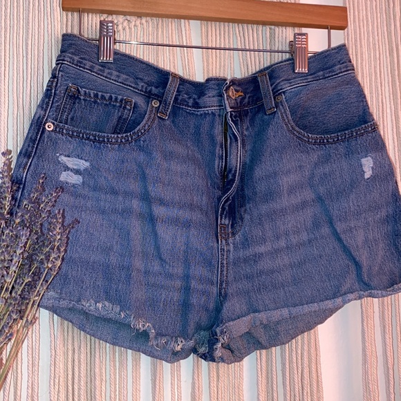 Blue Denim UNIQLO Shorts - Picture 2 of 6